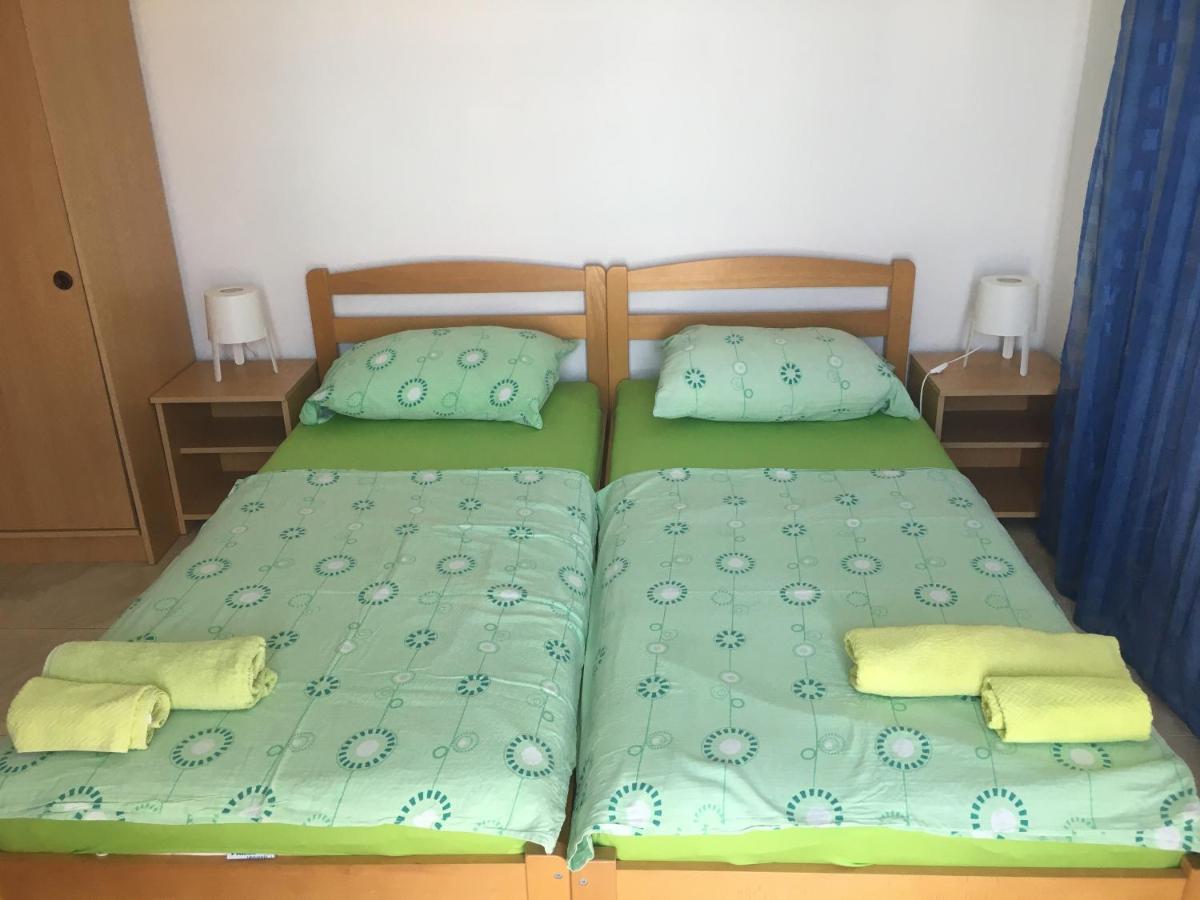 Apartmani Domenika Zuljana Luaran gambar