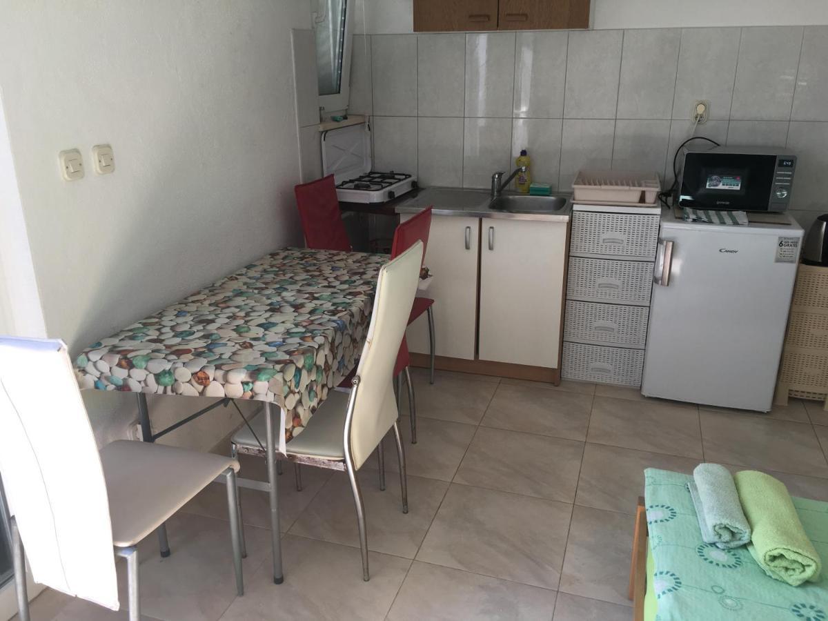 Apartmani Domenika Zuljana Luaran gambar